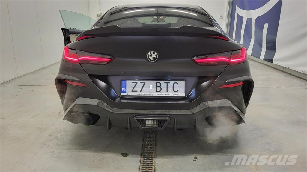 BMW 850 Автомобілі