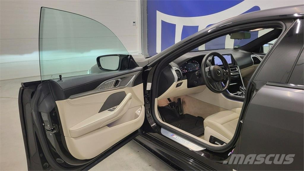 BMW 850 Автомобілі