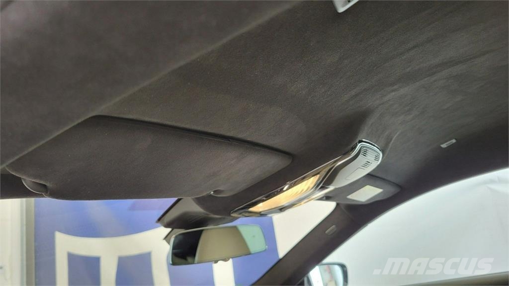BMW 850 Автомобілі