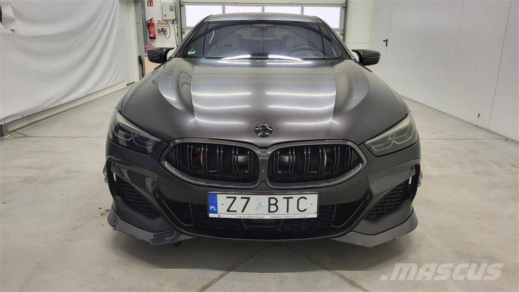 BMW 850 Автомобілі