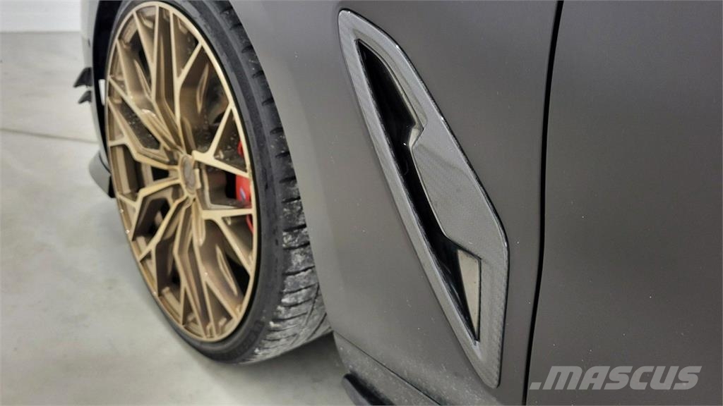 BMW 850 Автомобілі