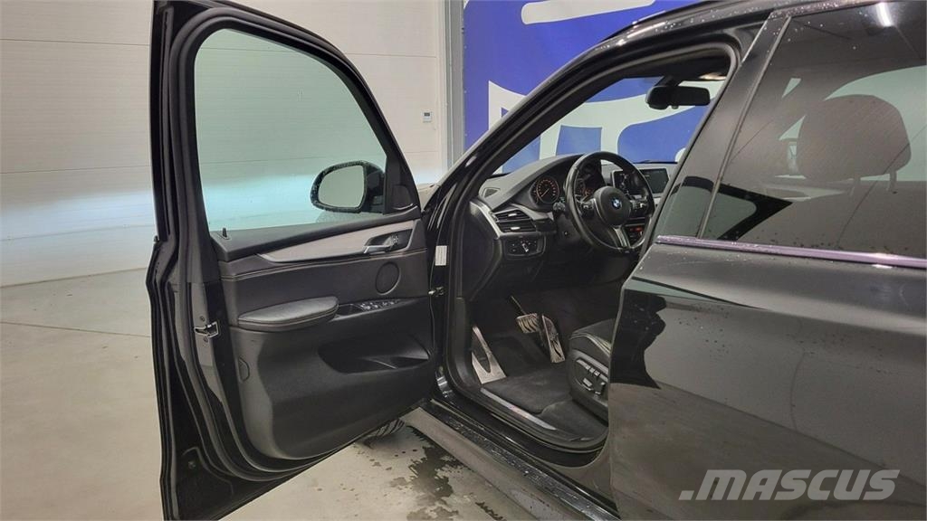 BMW X5 Автомобілі