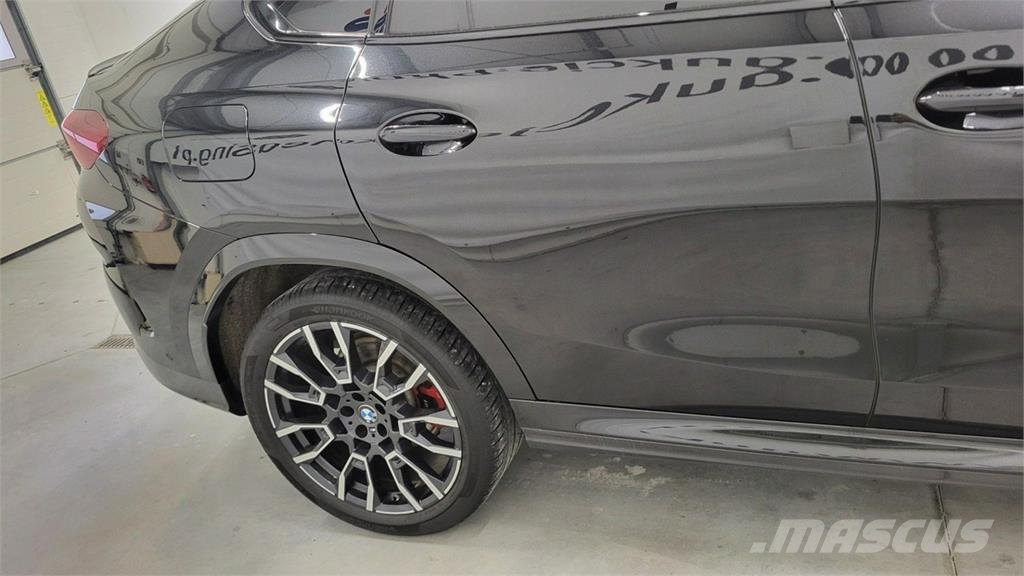 BMW X6 Автомобілі