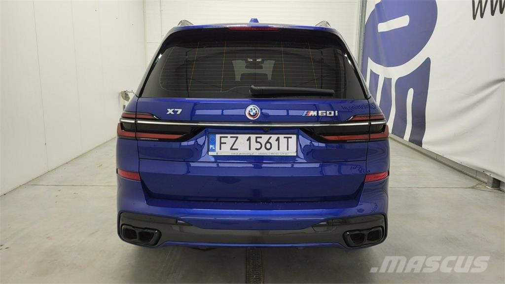 BMW X7 Автомобілі