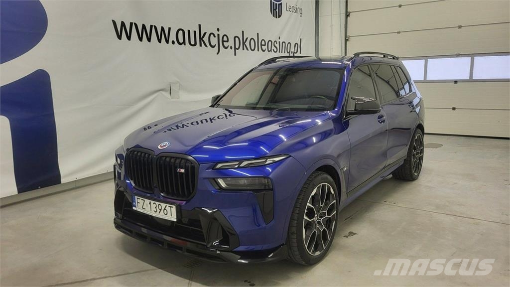 BMW X7 Автомобілі