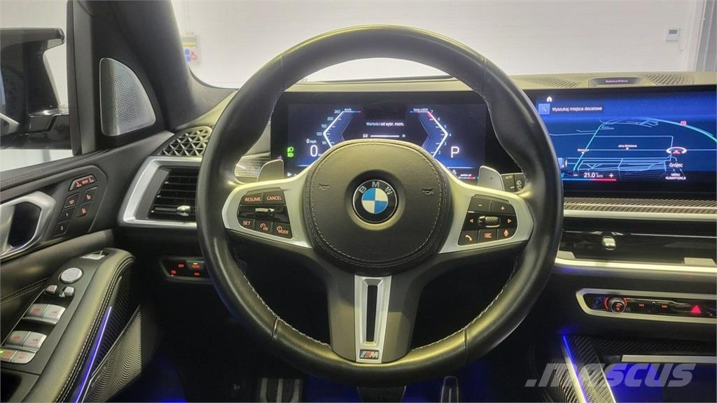 BMW X7 Автомобілі