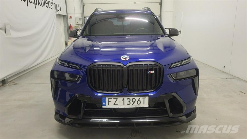 BMW X7 Автомобілі