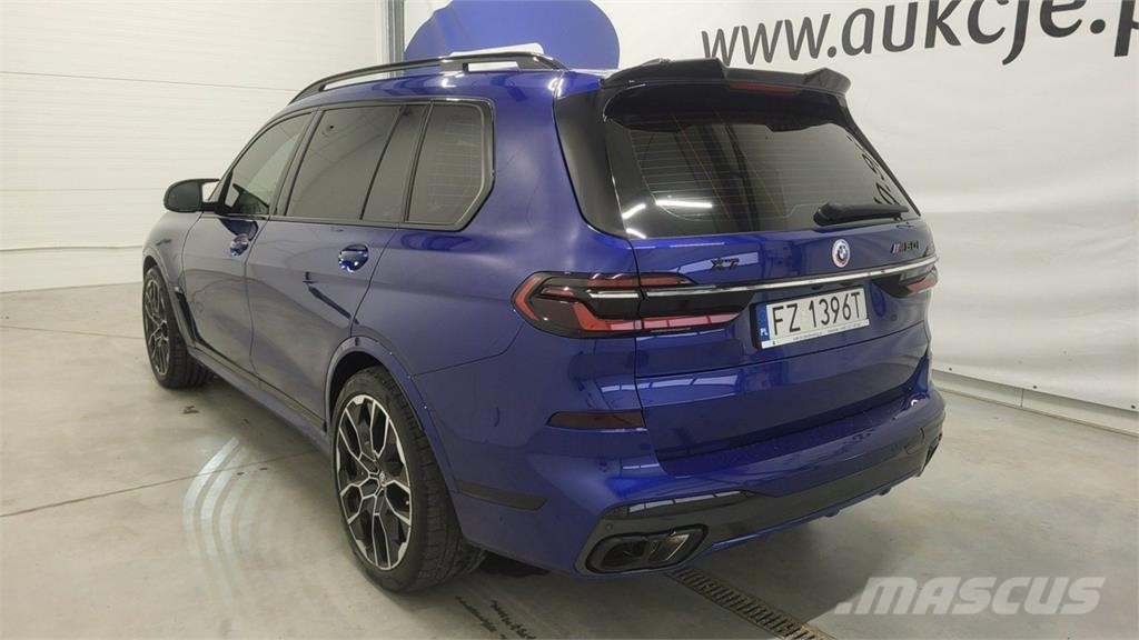 BMW X7 Автомобілі