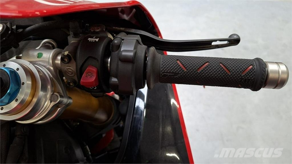 Ducati inny Легковые автомобили