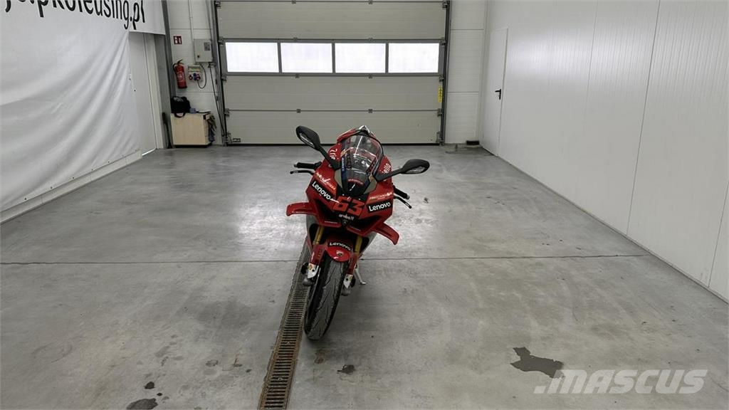Ducati inny Легковые автомобили