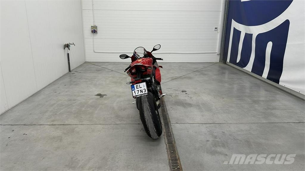 Ducati inny Легковые автомобили
