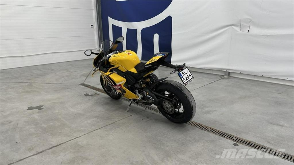 Ducati inny Легковые автомобили