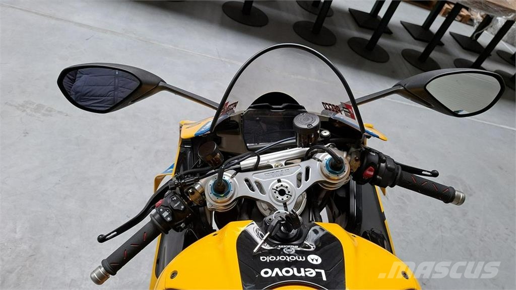Ducati inny Легковые автомобили