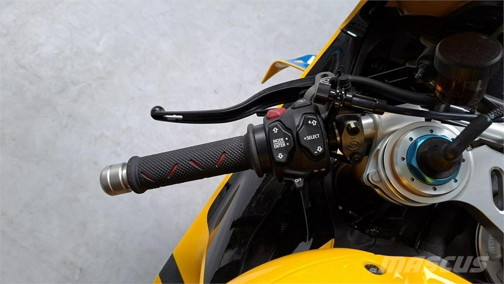 Ducati inny Легковые автомобили