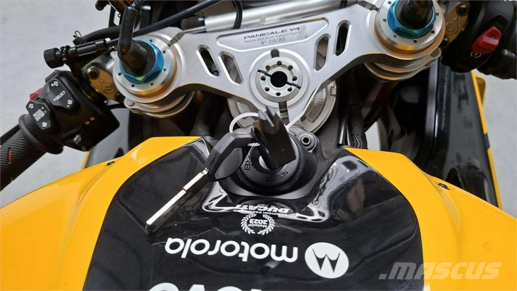 Ducati inny Легковые автомобили