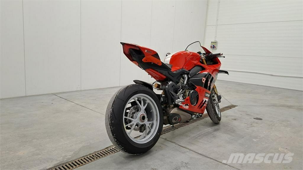 Ducati inny Легковые автомобили
