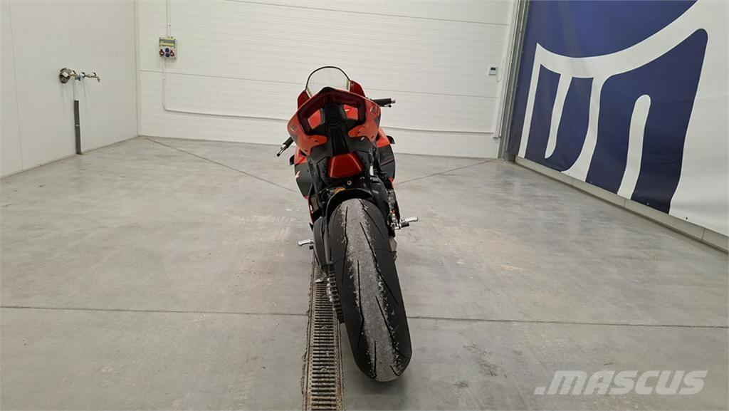 Ducati inny Легковые автомобили