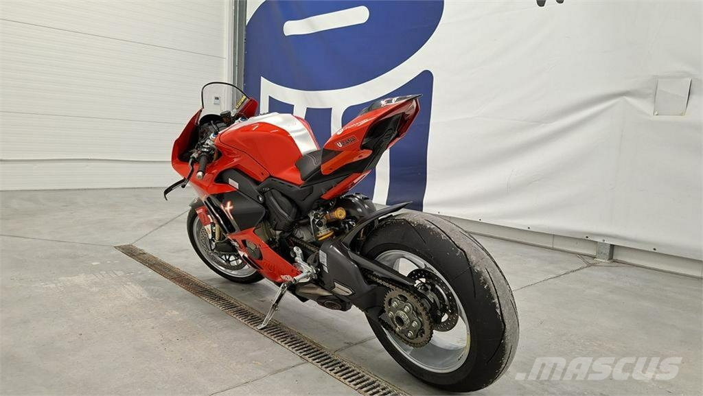 Ducati inny Легковые автомобили
