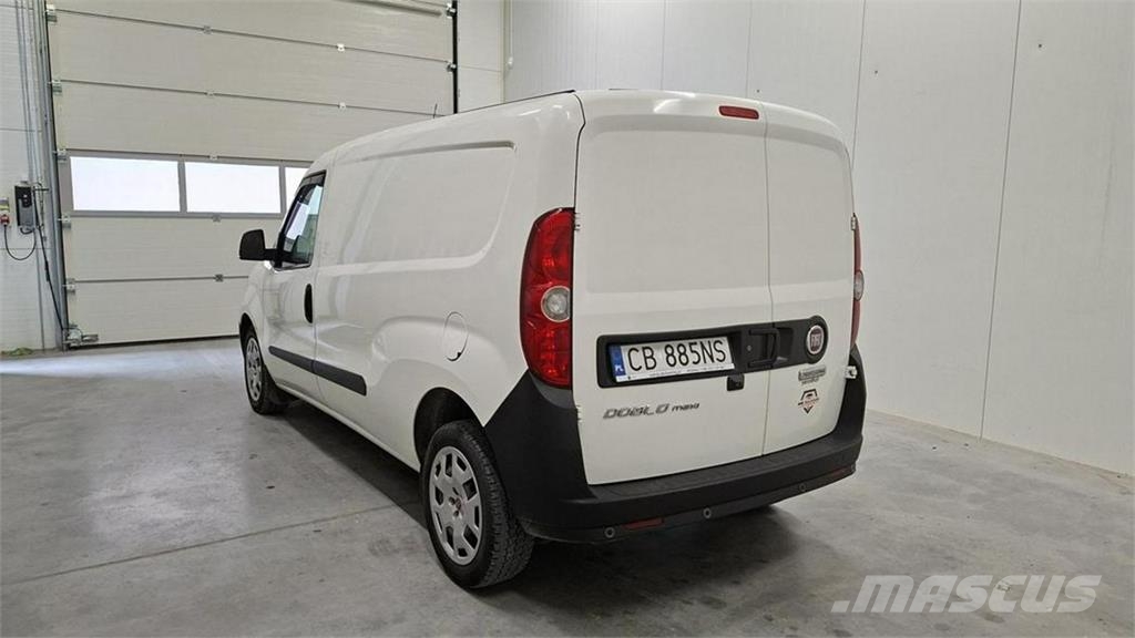 Fiat Doblo شاحنة مقفلة
