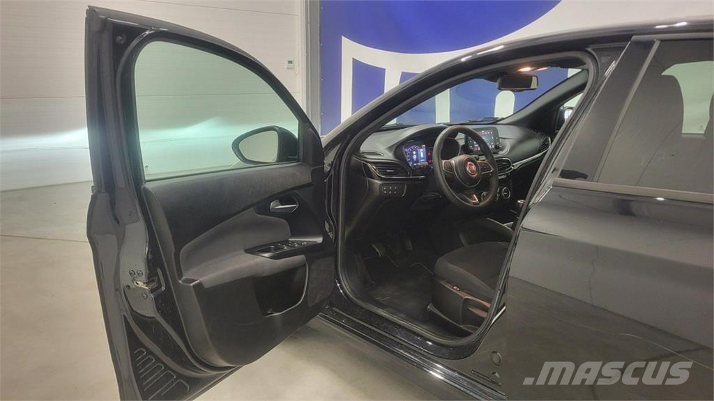 Fiat Tipo PKWs