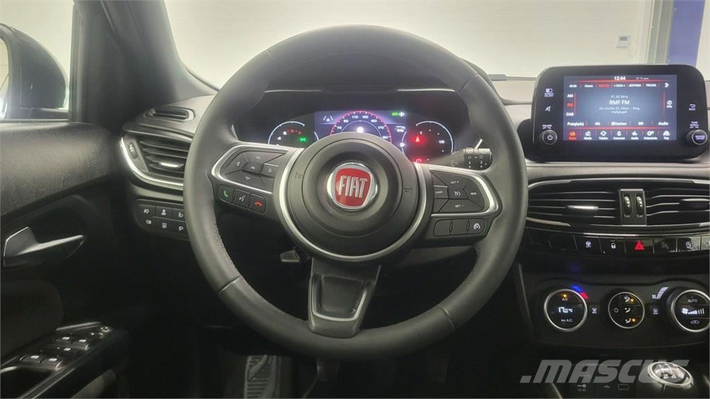 Fiat Tipo PKWs