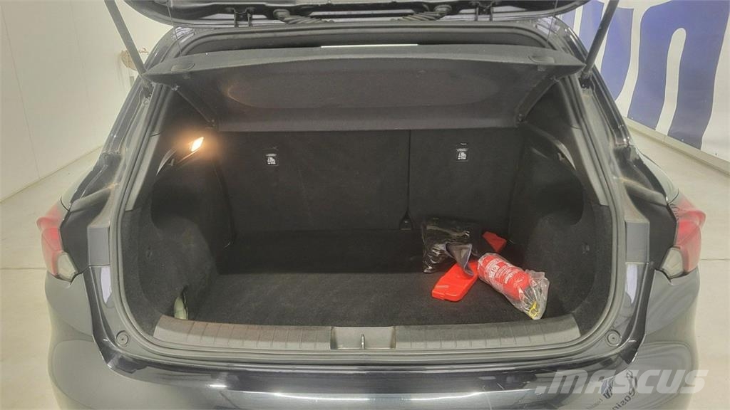 Fiat Tipo PKWs