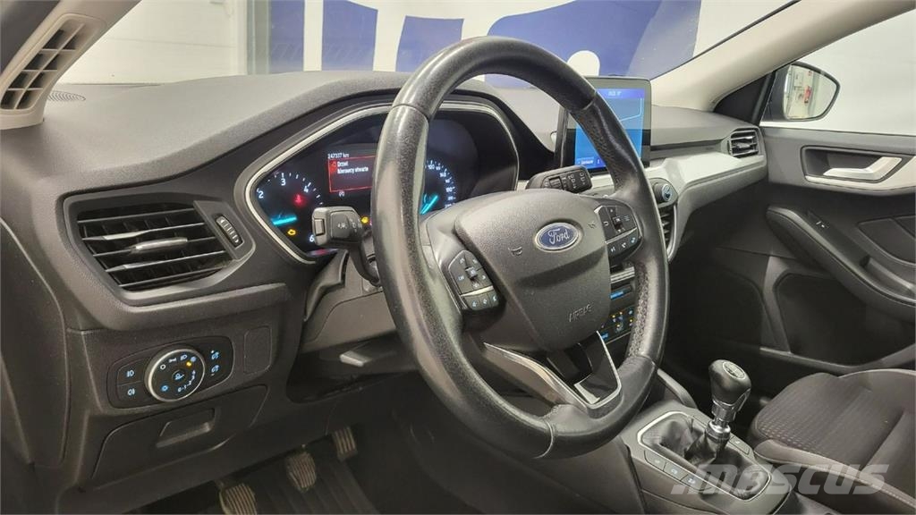 Ford Focus Automobili