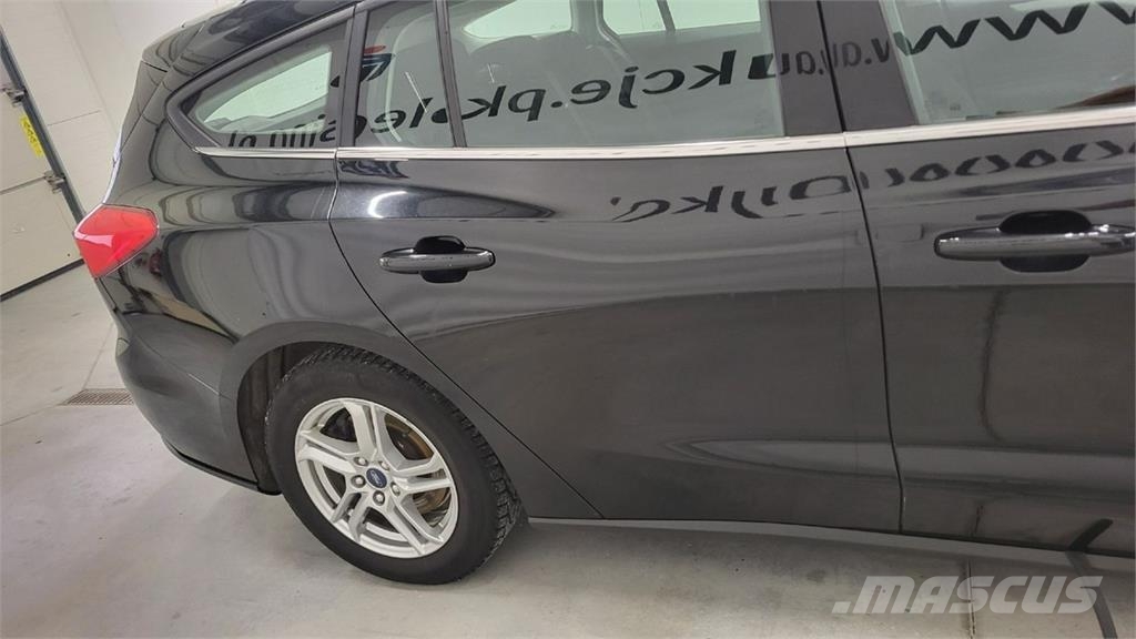 Ford Focus Automobili