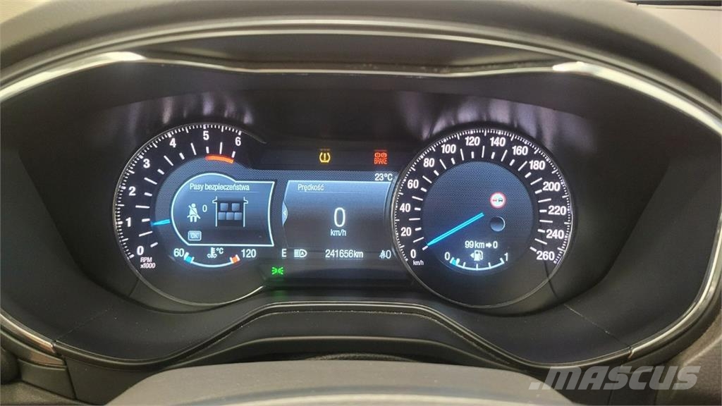Ford Mondeo 汽車