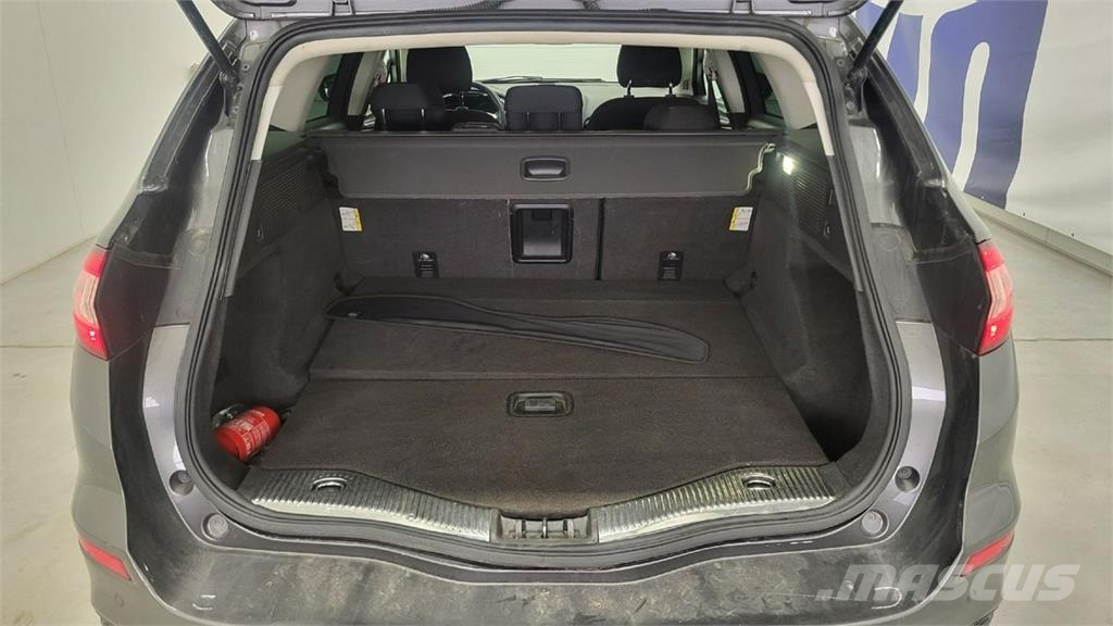 Ford Mondeo 汽車