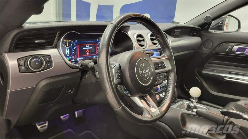Ford Mustang Automobili