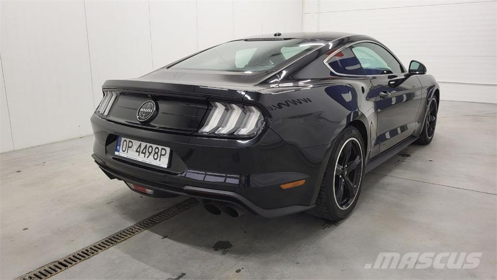 Ford Mustang Automobili
