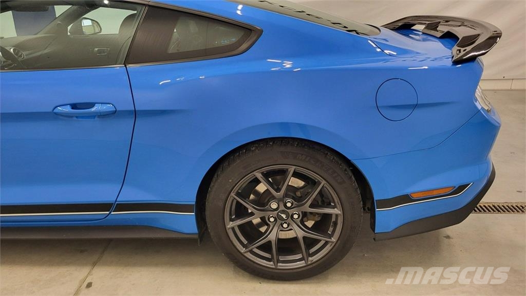 Ford Mustang Automobili