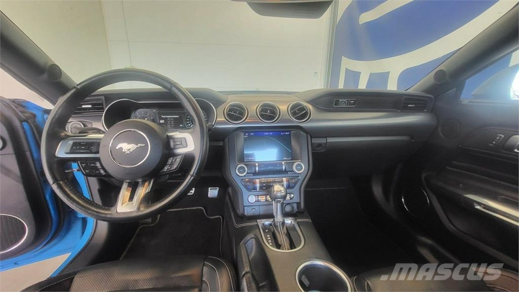 Ford Mustang Automobili