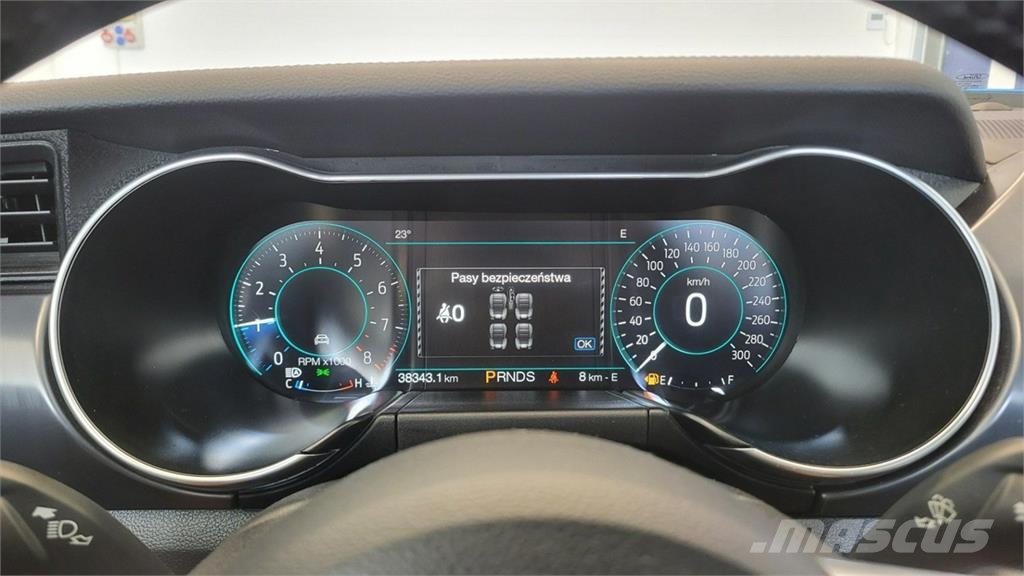 Ford Mustang Automobili