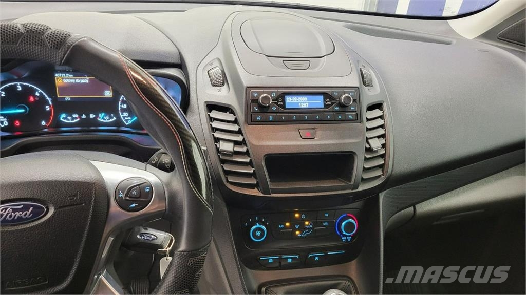 Ford Transit Connect 汽車