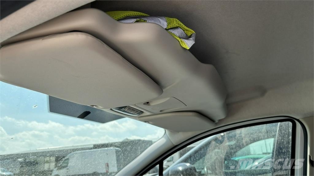 Ford Transit Courier 汽車