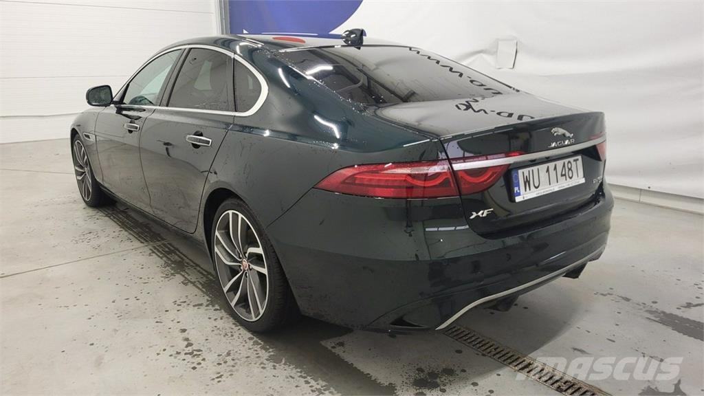 Jaguar XF سيارات