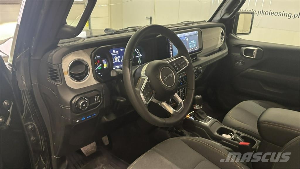 Jeep Wrangler Автомобілі