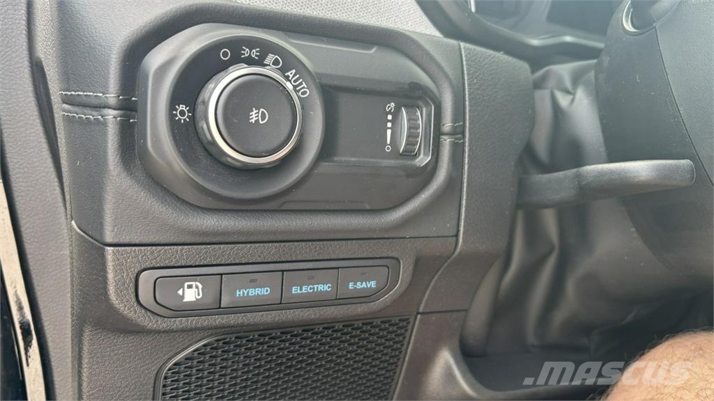 Jeep Wrangler Автомобілі