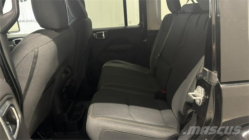 Jeep Wrangler Автомобілі