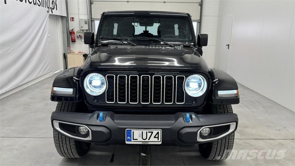 Jeep Wrangler Автомобілі