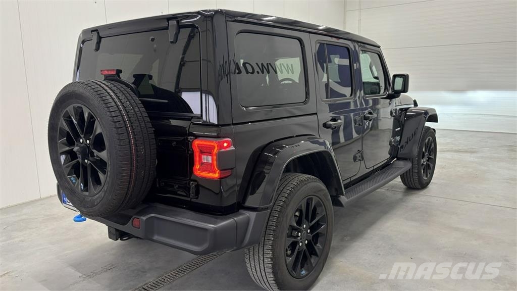 Jeep Wrangler Автомобілі