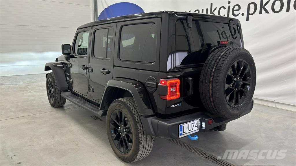 Jeep Wrangler Автомобілі