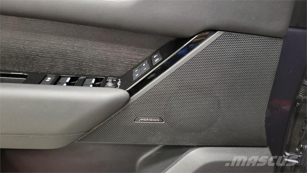 Land Rover Range Rover VELAR Automobili