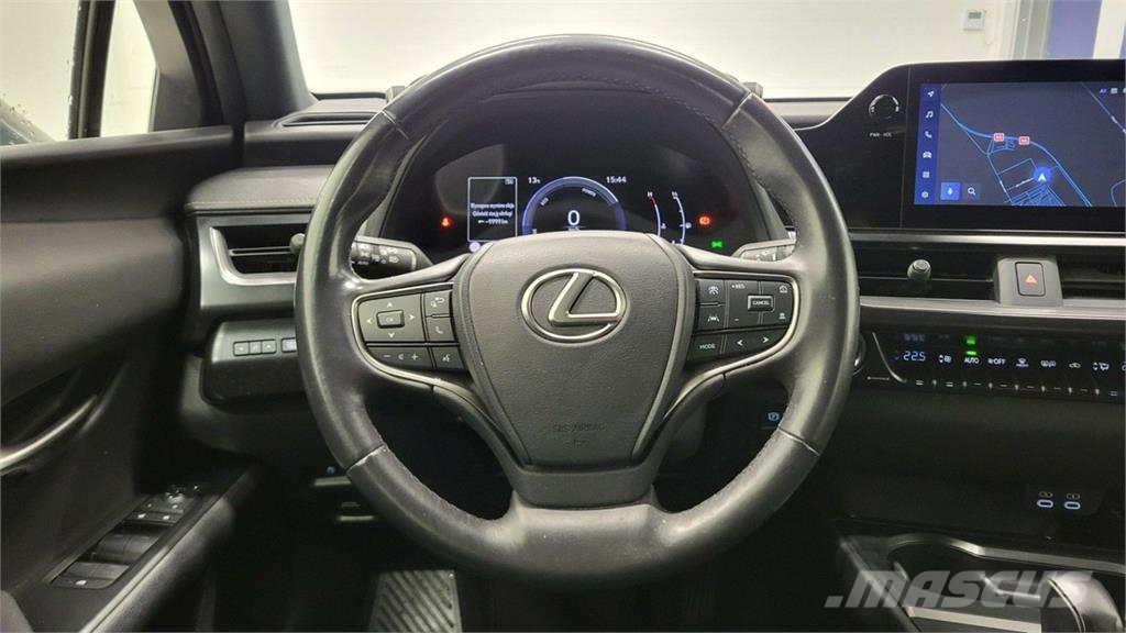 Lexus UX Lengvieji automobiliai