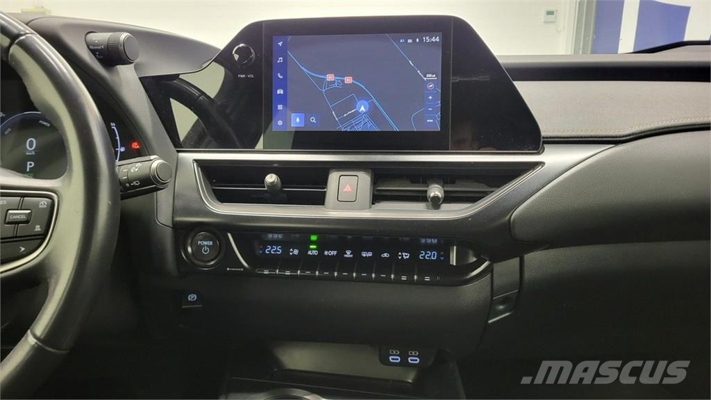 Lexus UX Lengvieji automobiliai