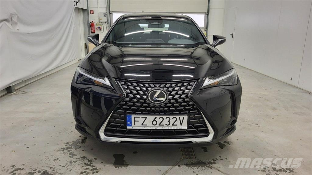 Lexus UX Lengvieji automobiliai