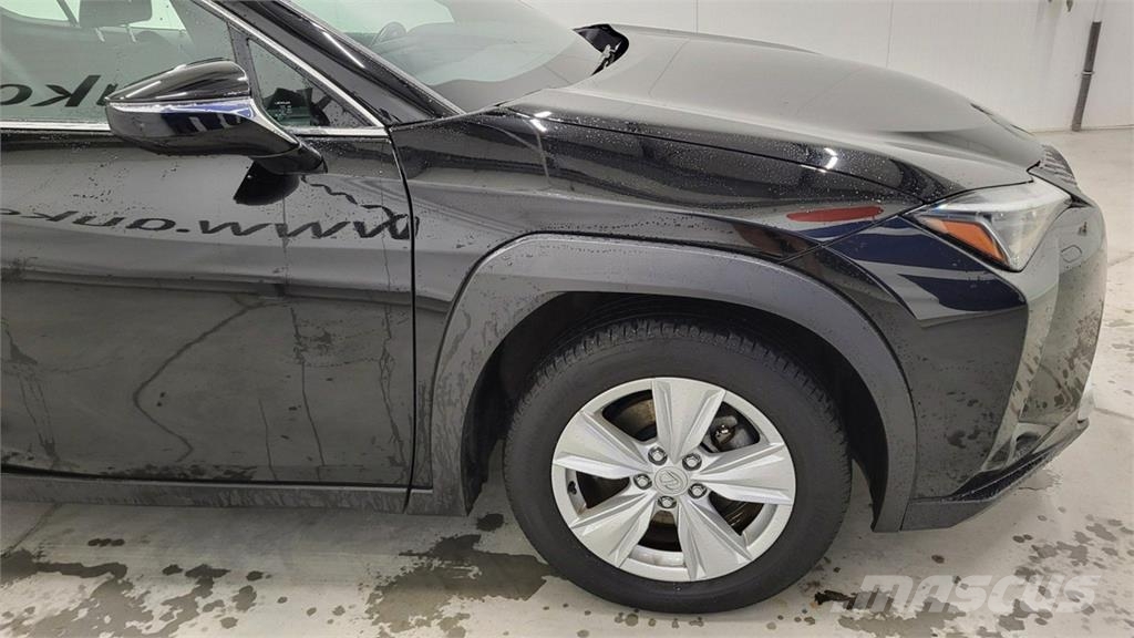 Lexus UX Lengvieji automobiliai