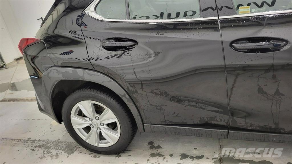 Lexus UX Lengvieji automobiliai